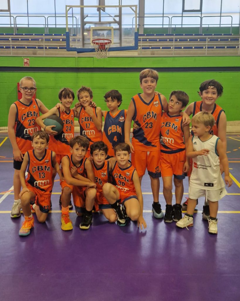 Diversión en del Benjamín Naranja Masculino